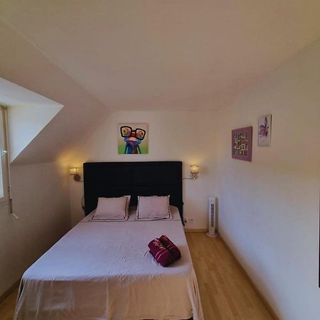 Appartement Cosy Centre Brie Comte Robert Esterno foto
